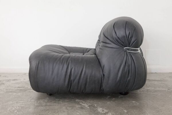 Canapé fauteuil Soriana par Afra et Tobia Scarpa pour Cassina