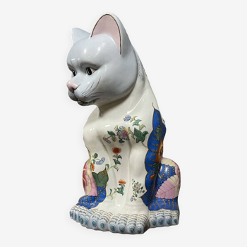 Asie : sculpture en porcelaine chinoise figurant un chat (seconde moitié XXeme siècle)