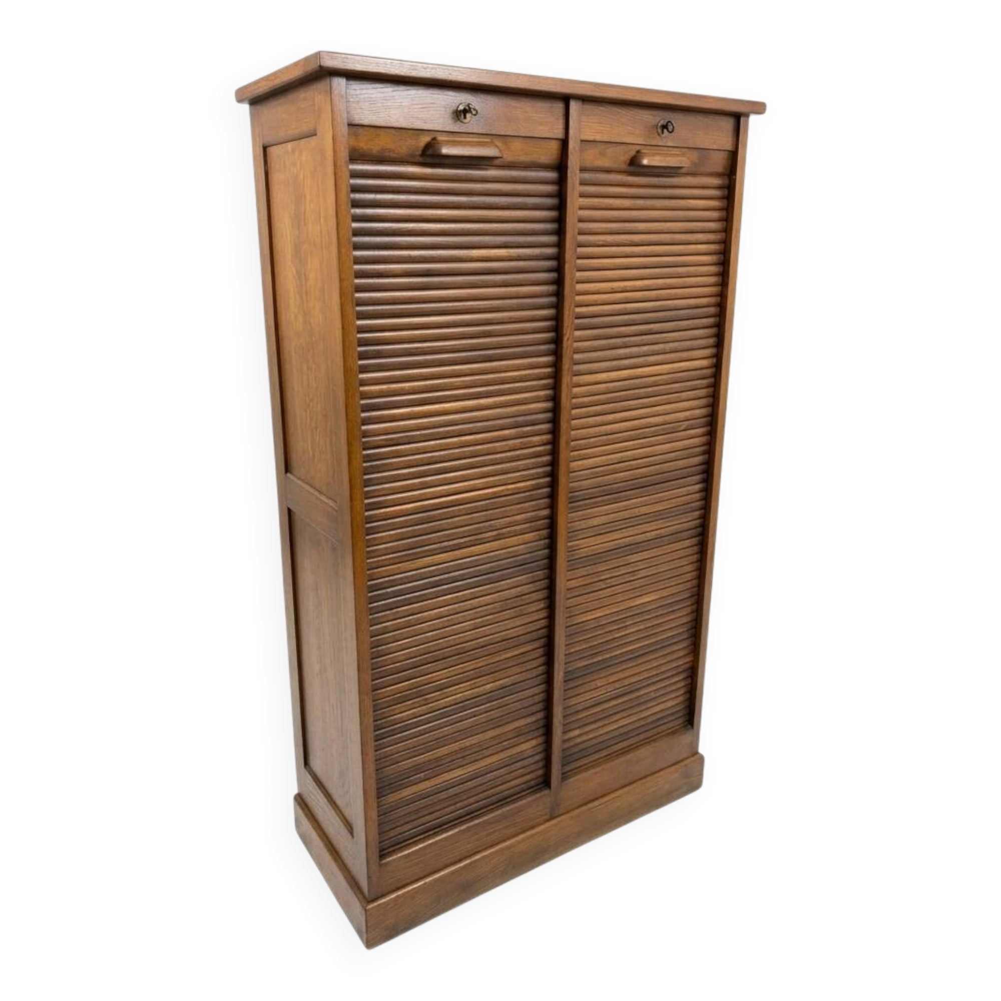 Antique double curtain cabinet in oak (internal drawers)