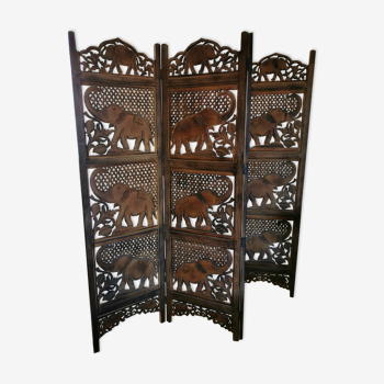 Paravent en bois sculpté
