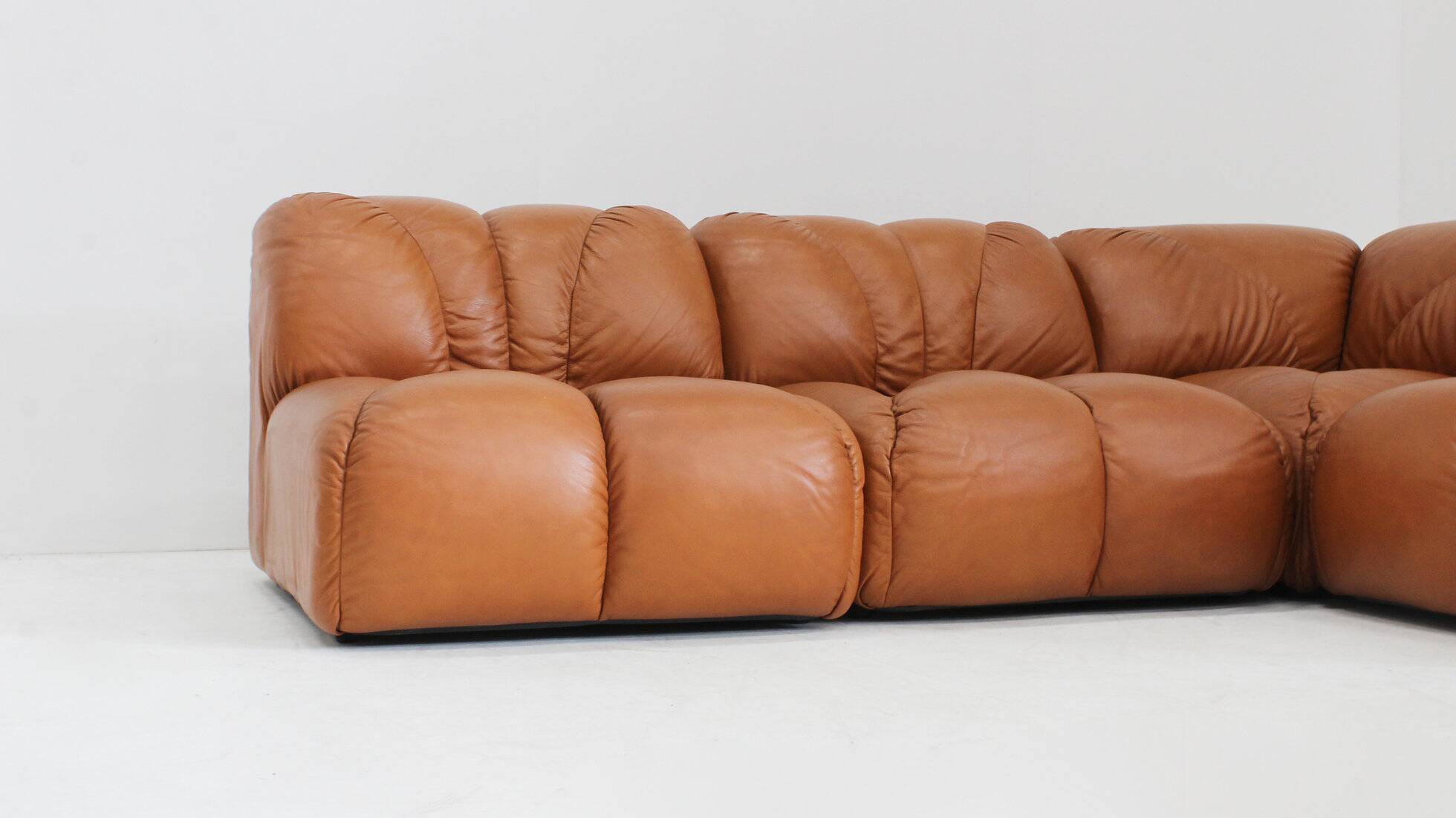 Vintage modular sofa in cognac leather, Italy 1970s