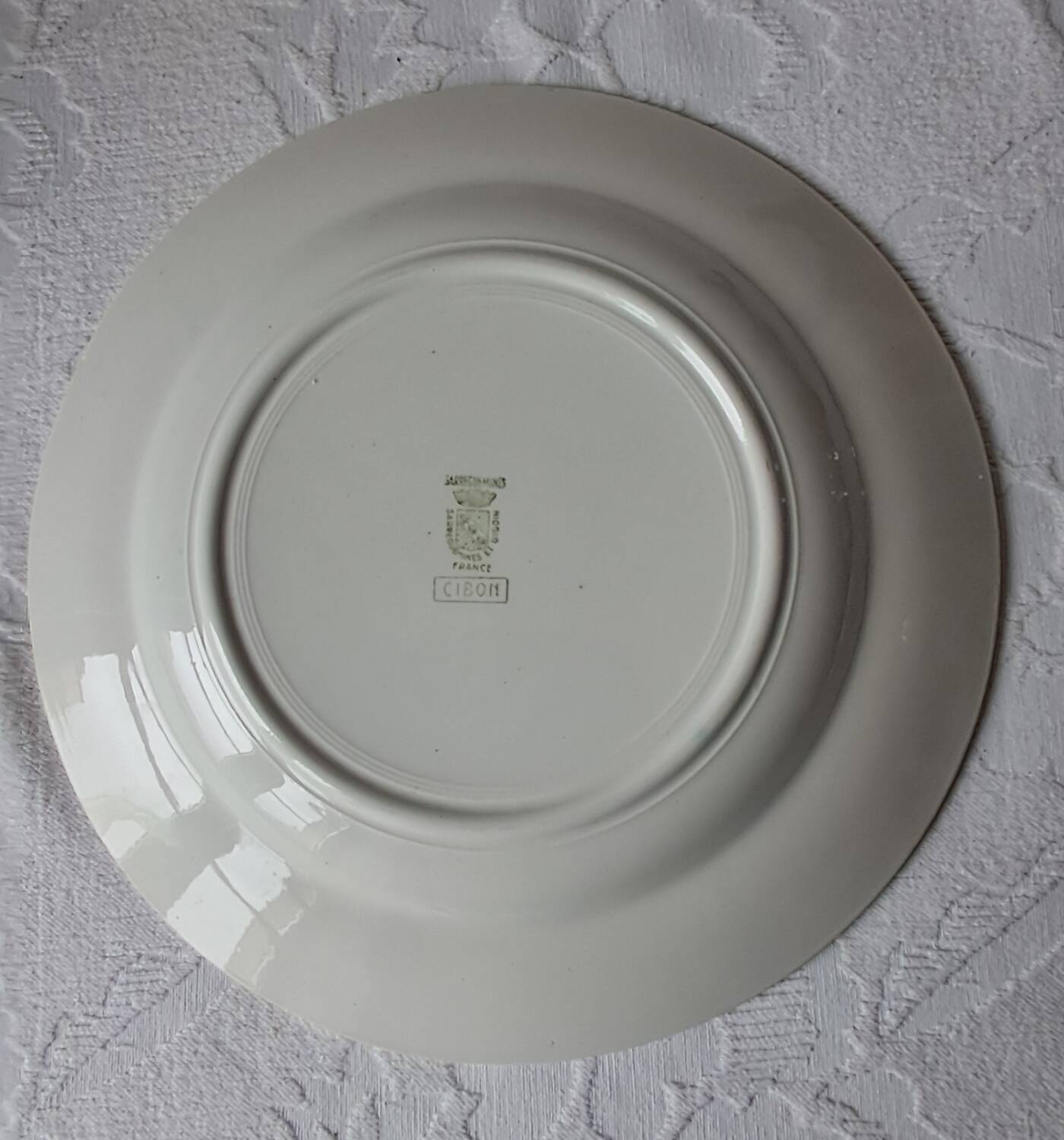 Large round platter, Cibon model, by Digoin Sarreguemines. Vintage