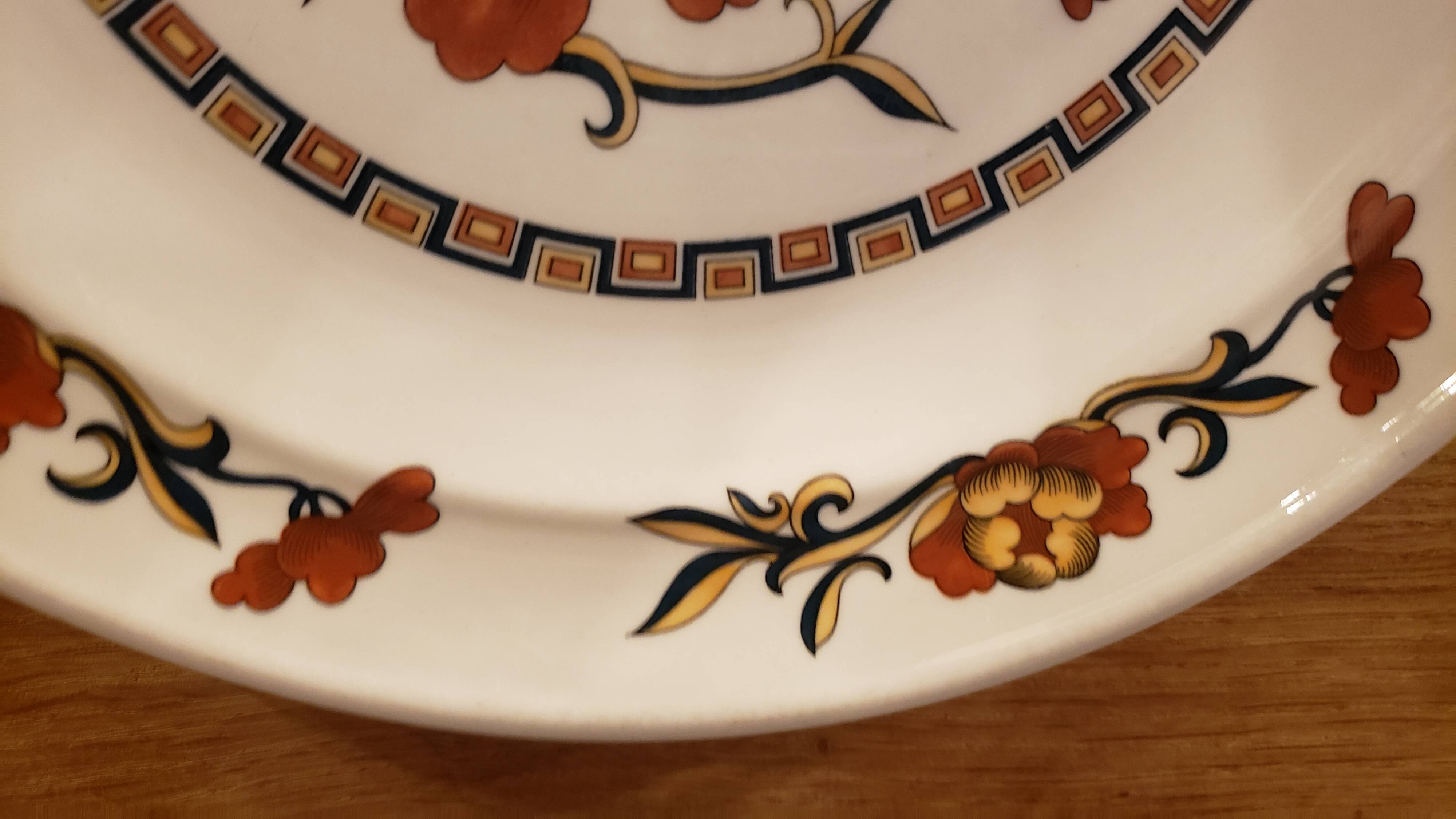 6 Syracuse Sarreguemines Flat Plates Flower Decor