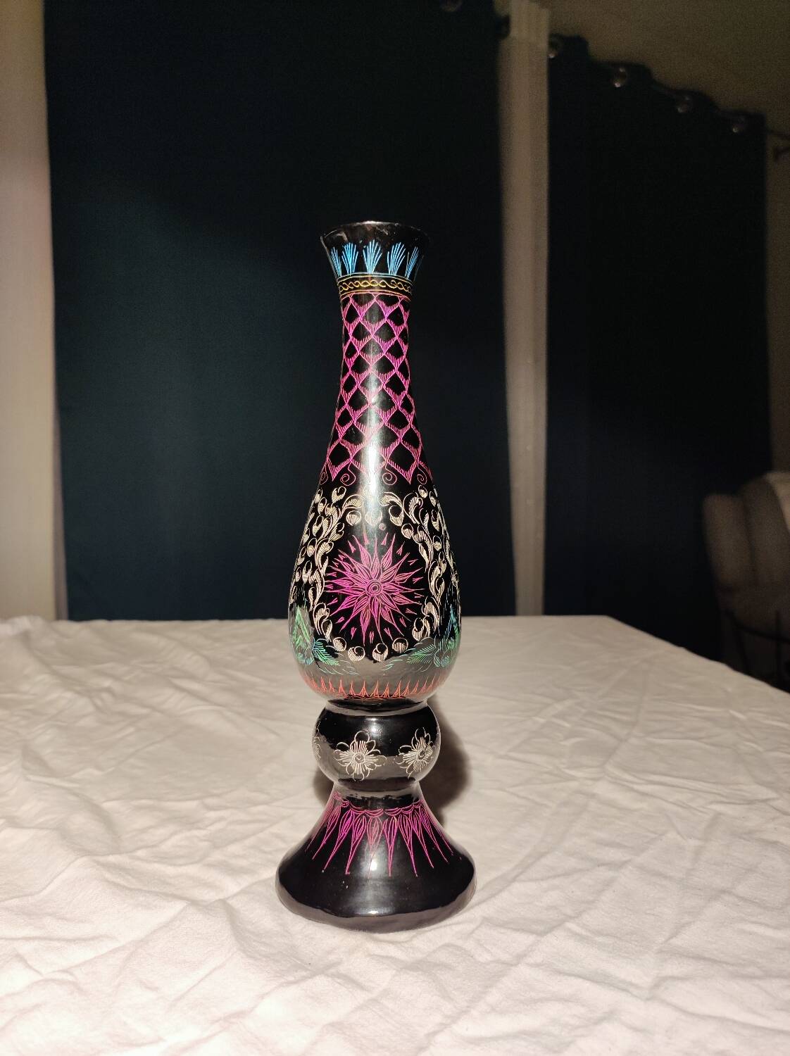 Single-flower vase