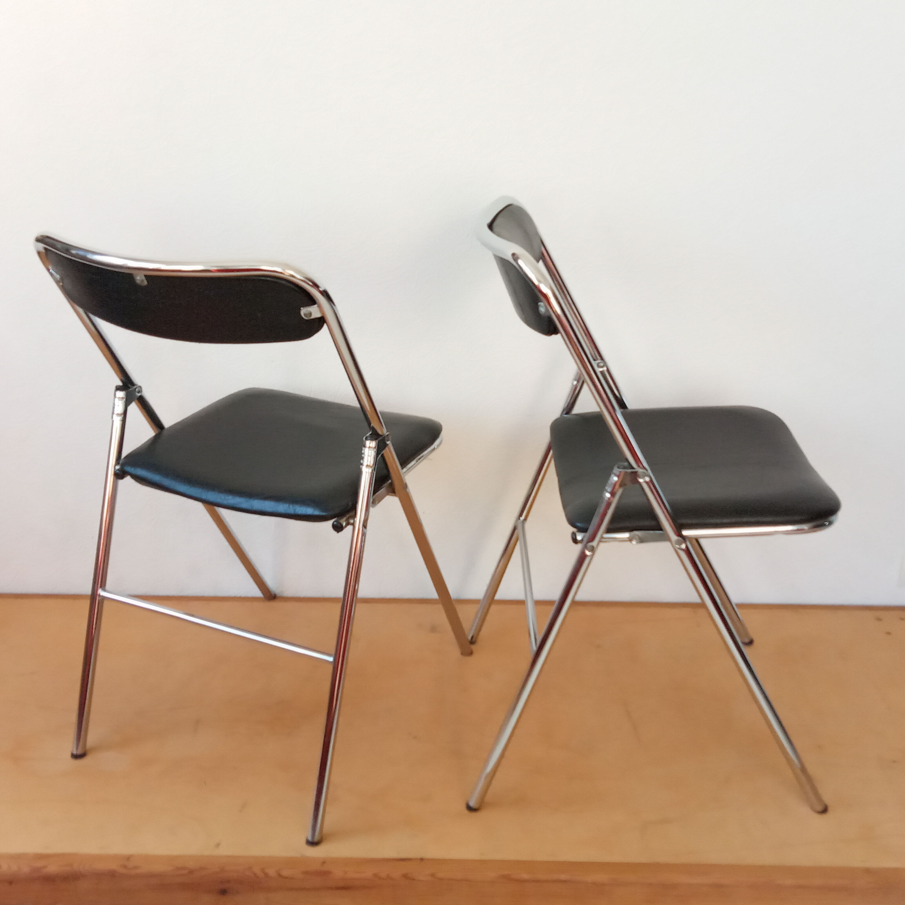 Pair of vintage folding chairs