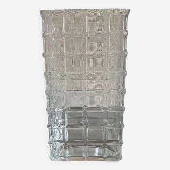 Square glass vase relief design