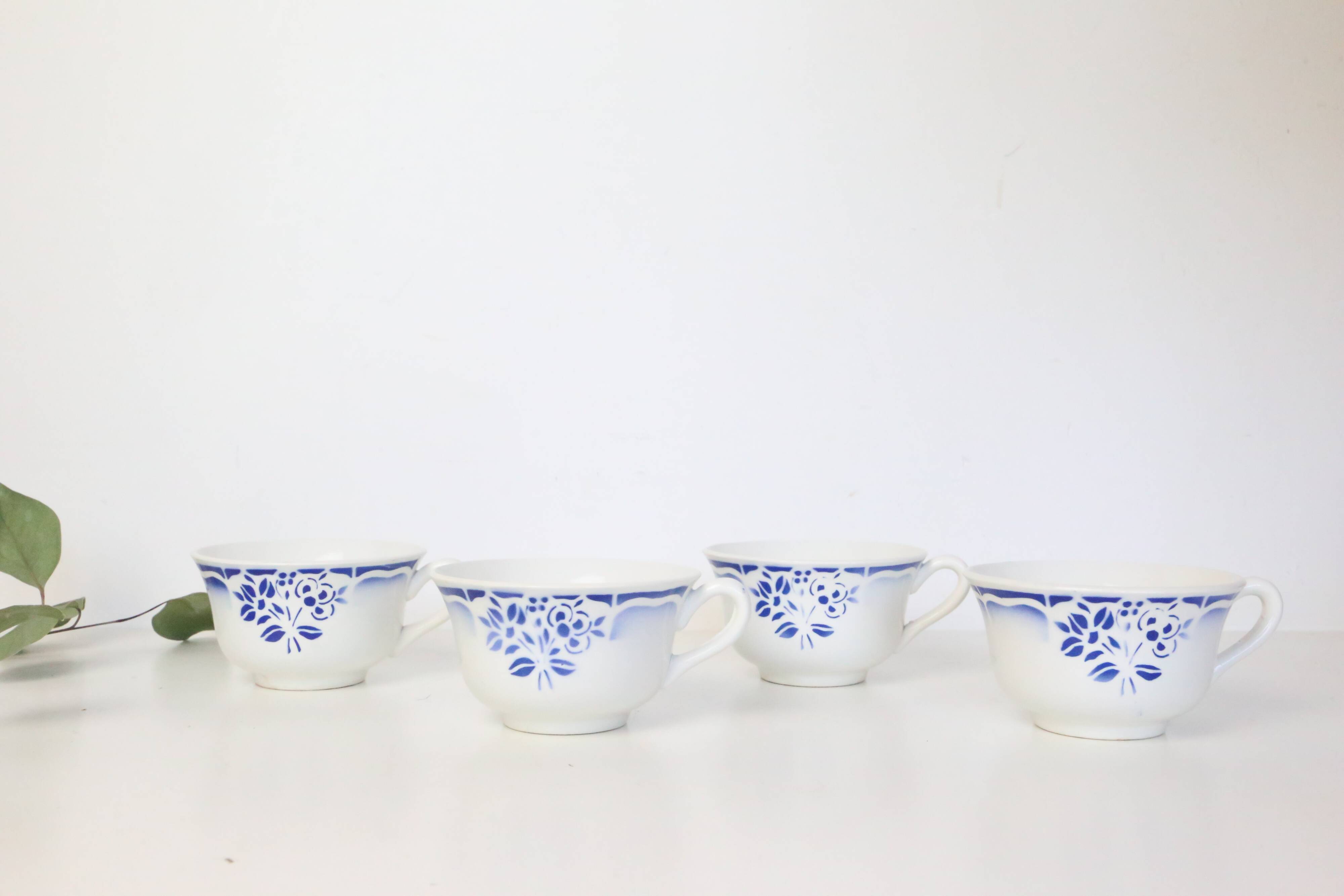 Set of 4 Céranord cups, vintage, French