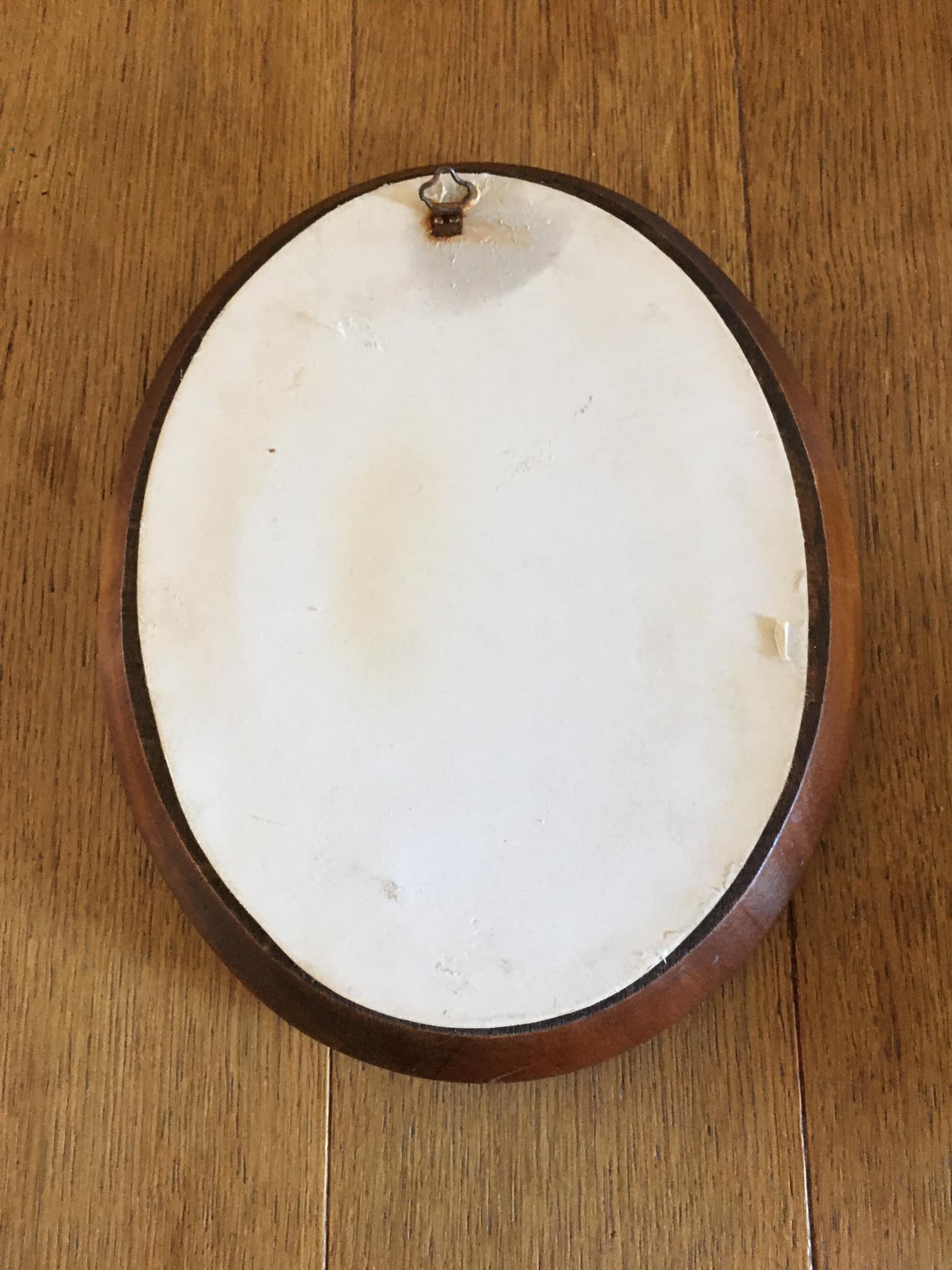 Wooden frame composed of a central piece of porcelain with floral motifs "Diplotaxis muralis"