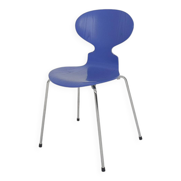Arne Jacobsen for Fritz Hansen ultramarin ( L15) wooden ''Ant'' chair, Denmar
