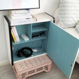 Wall cabinet