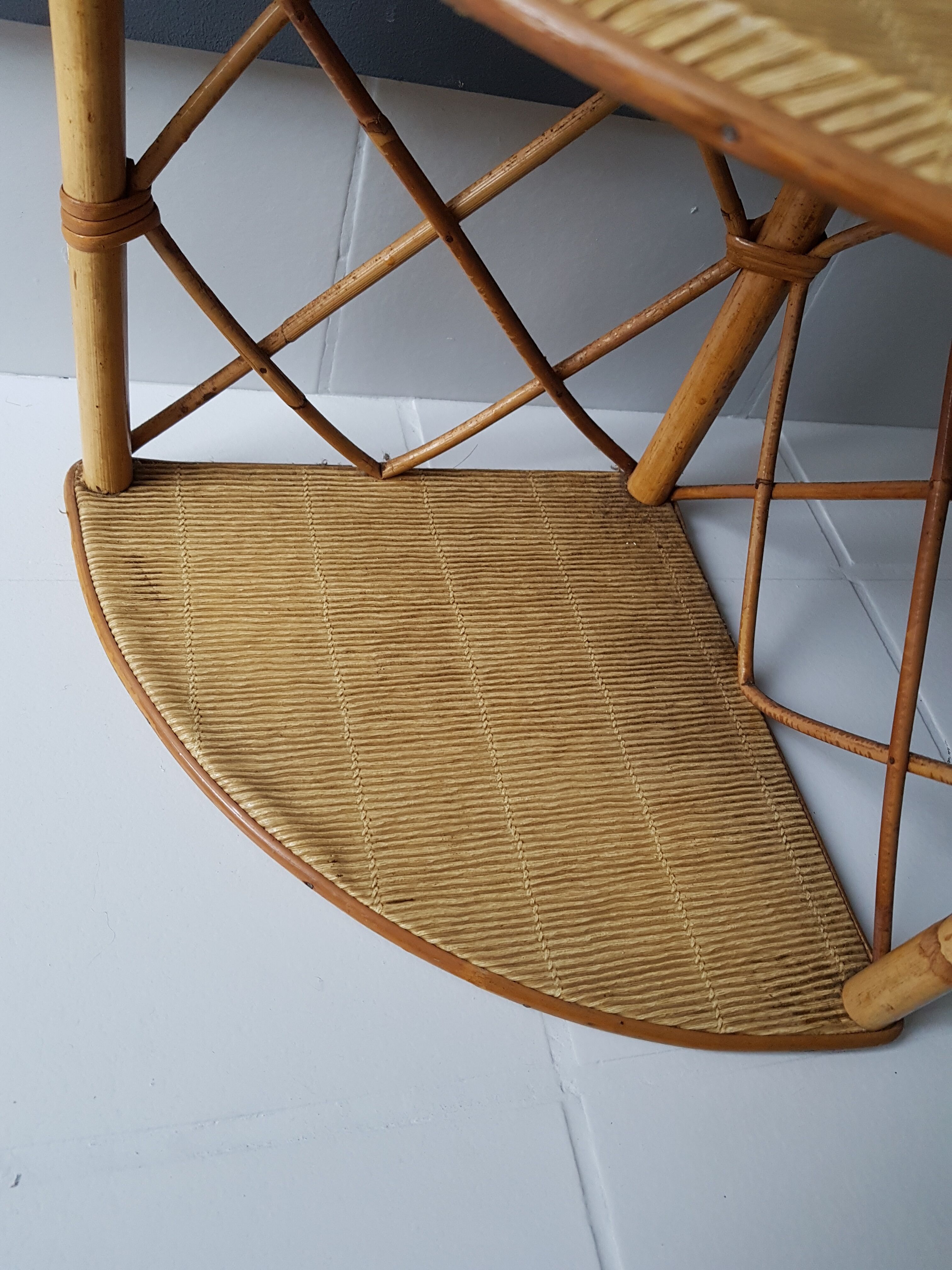 Old corner Wicker shelf