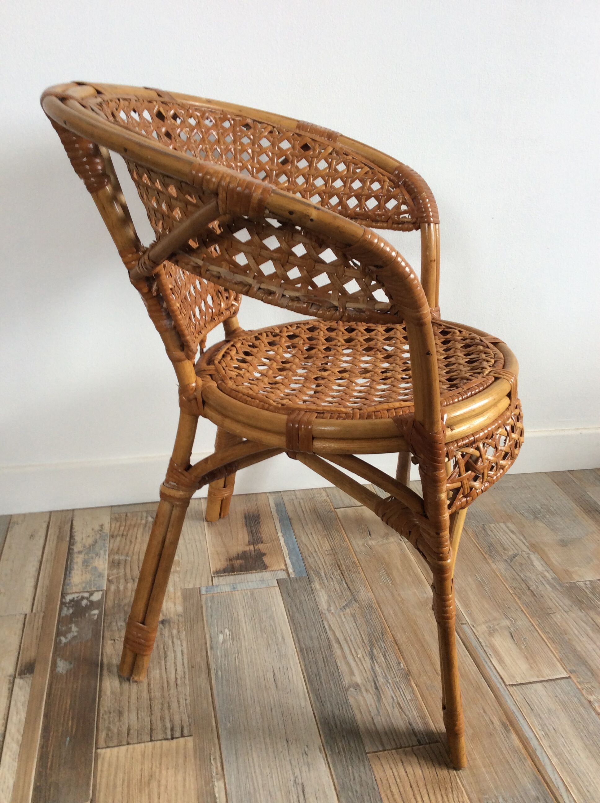 Fauteuil enfant vintage en rotin et cannage osier