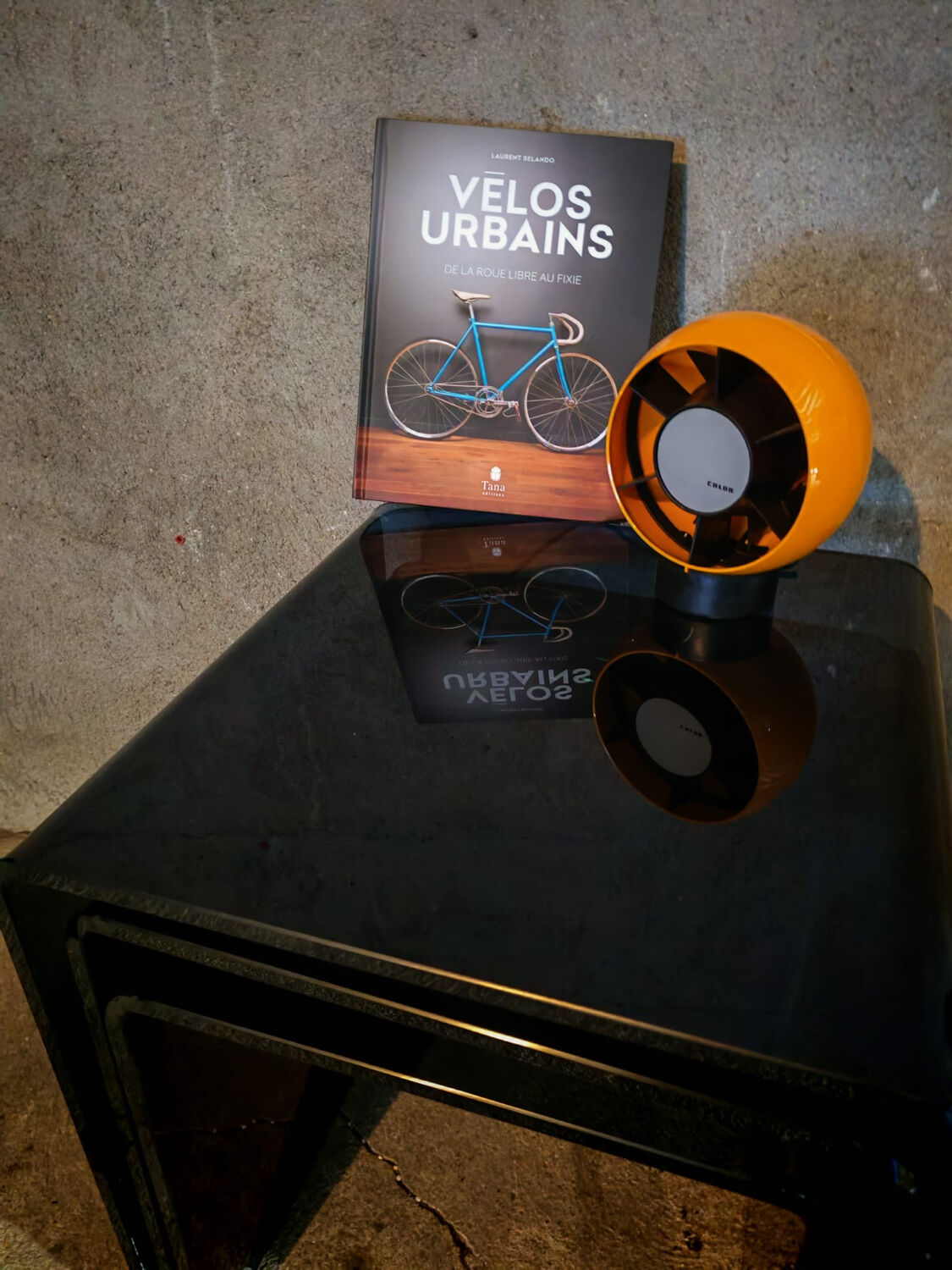 3 nesting coffee tables in smoked glass