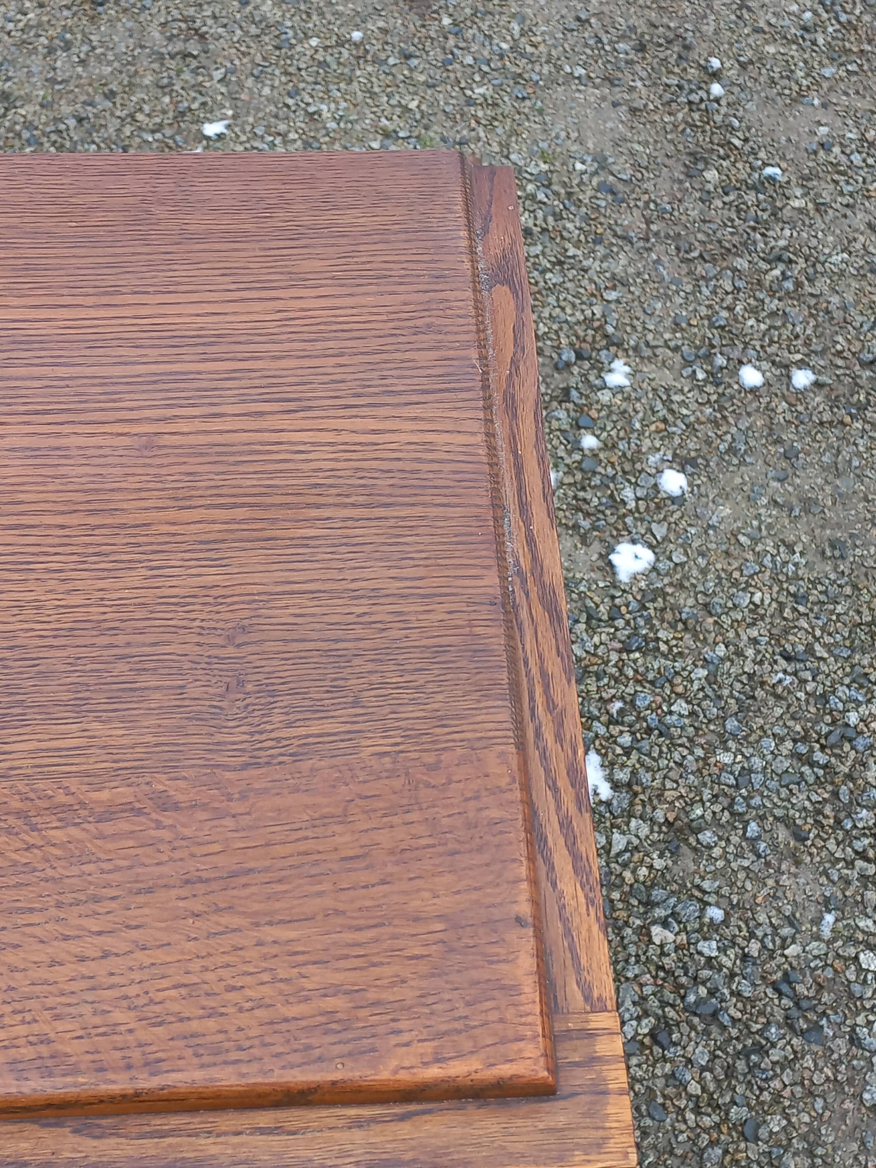 Vintage chest of drawers from the 50s in solid oak legs compass 4 drawers