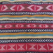 Tapis ethnique traditionnel fait main 100×55cm