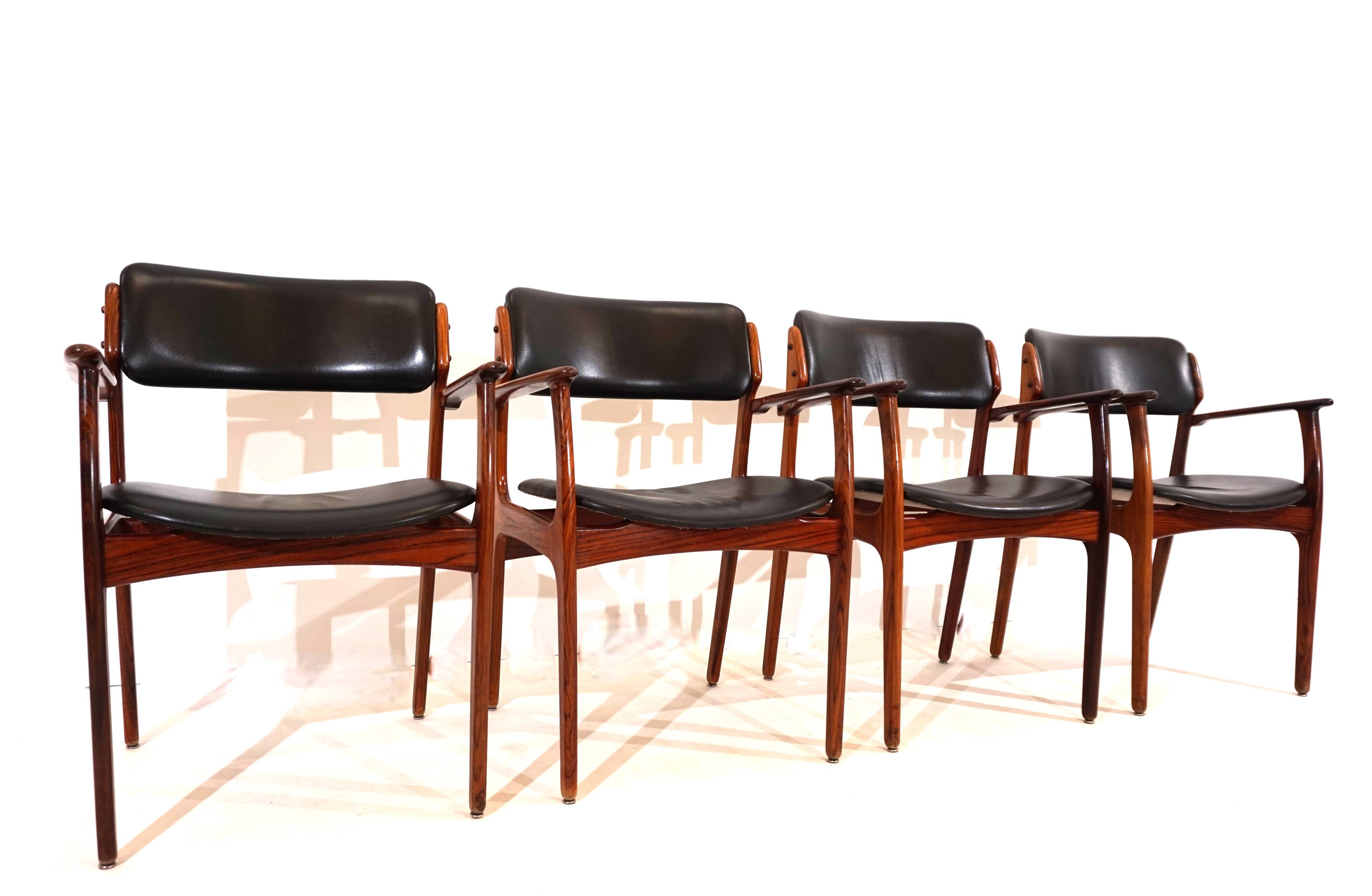 Erik Buck lot de 4 chaises de salle à manger en palissandre OD 50 pour OD Mobler