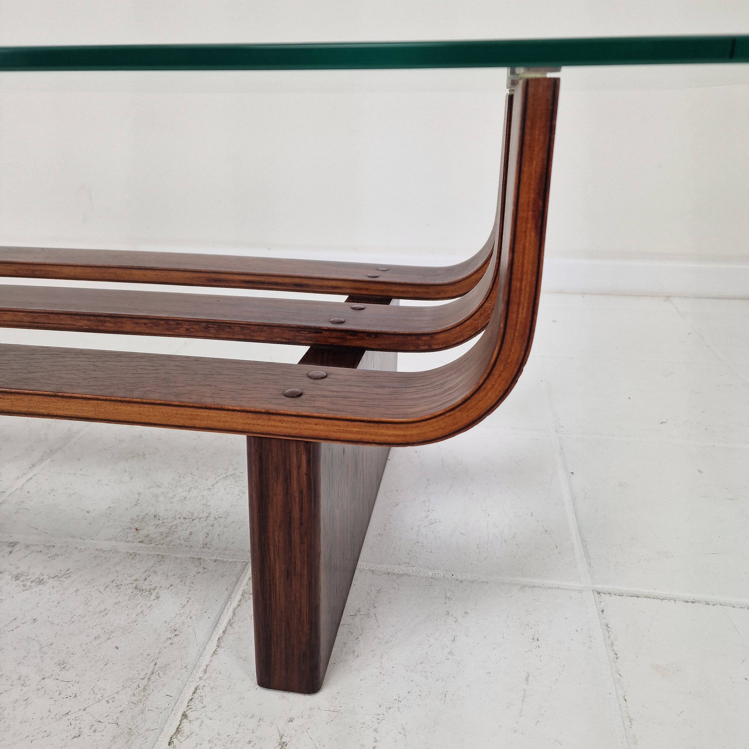 Table basse en teck élégante des années 60 par James Brown pour T.H. Brown, années 1970.