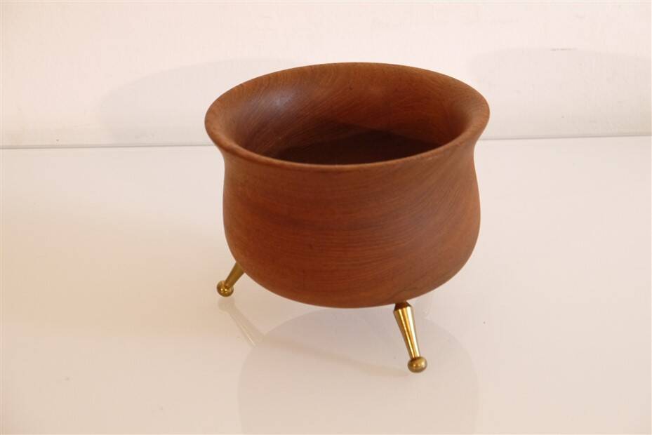 Danish empty pocket in teak and brass 1960