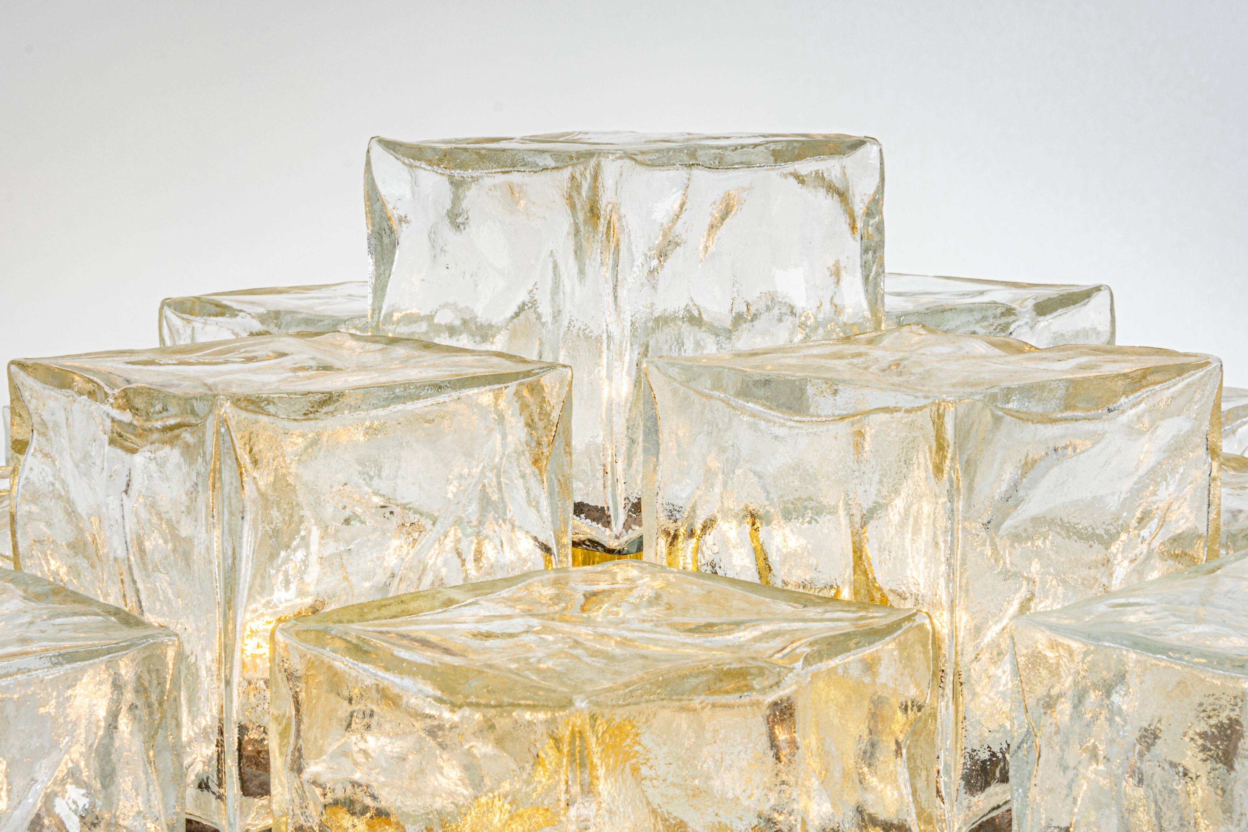 Plafonnier en verre glace Murano par Kalmar, Autriche, années 1960