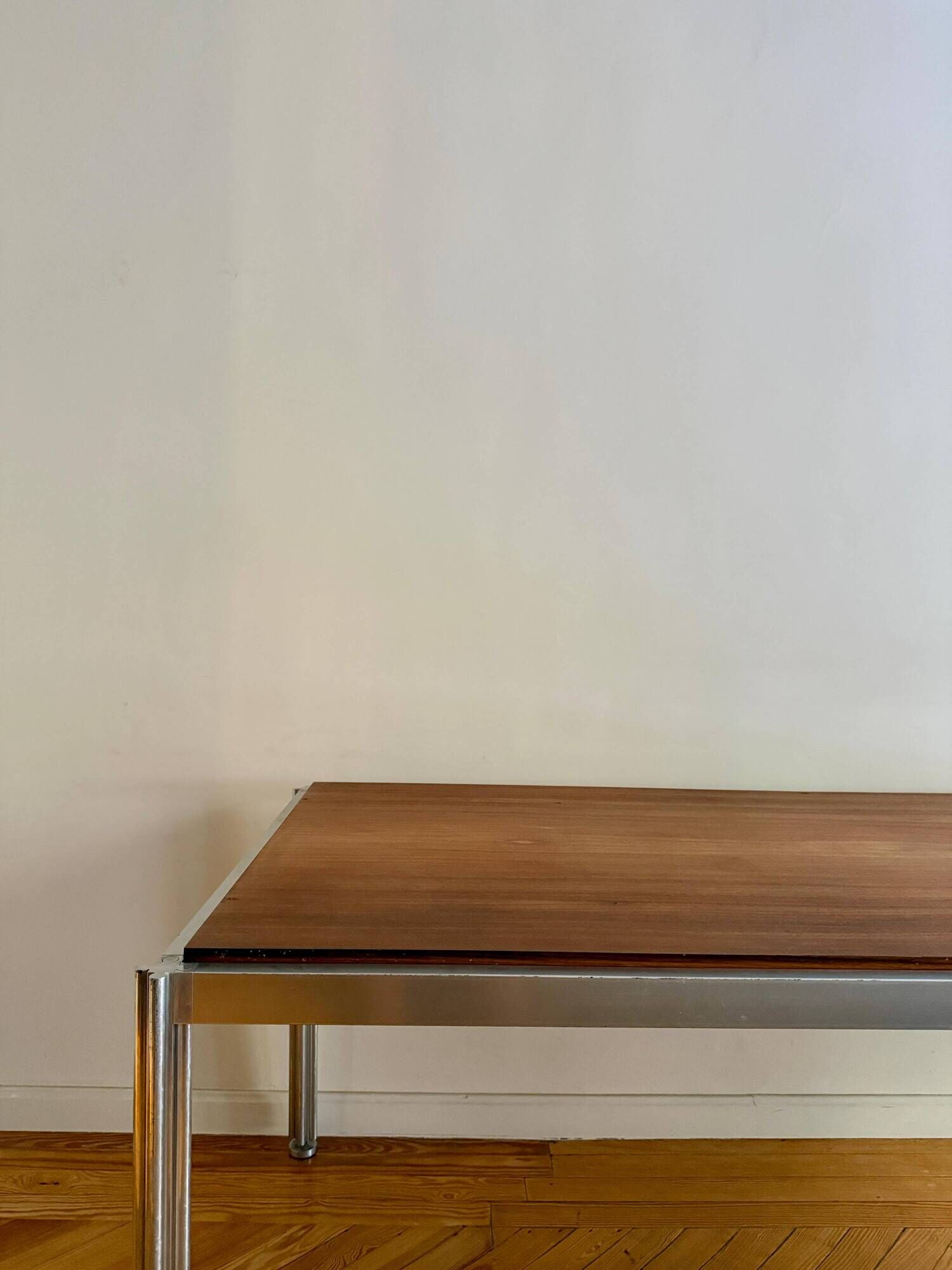 Table "Clover" by George Ciancimino