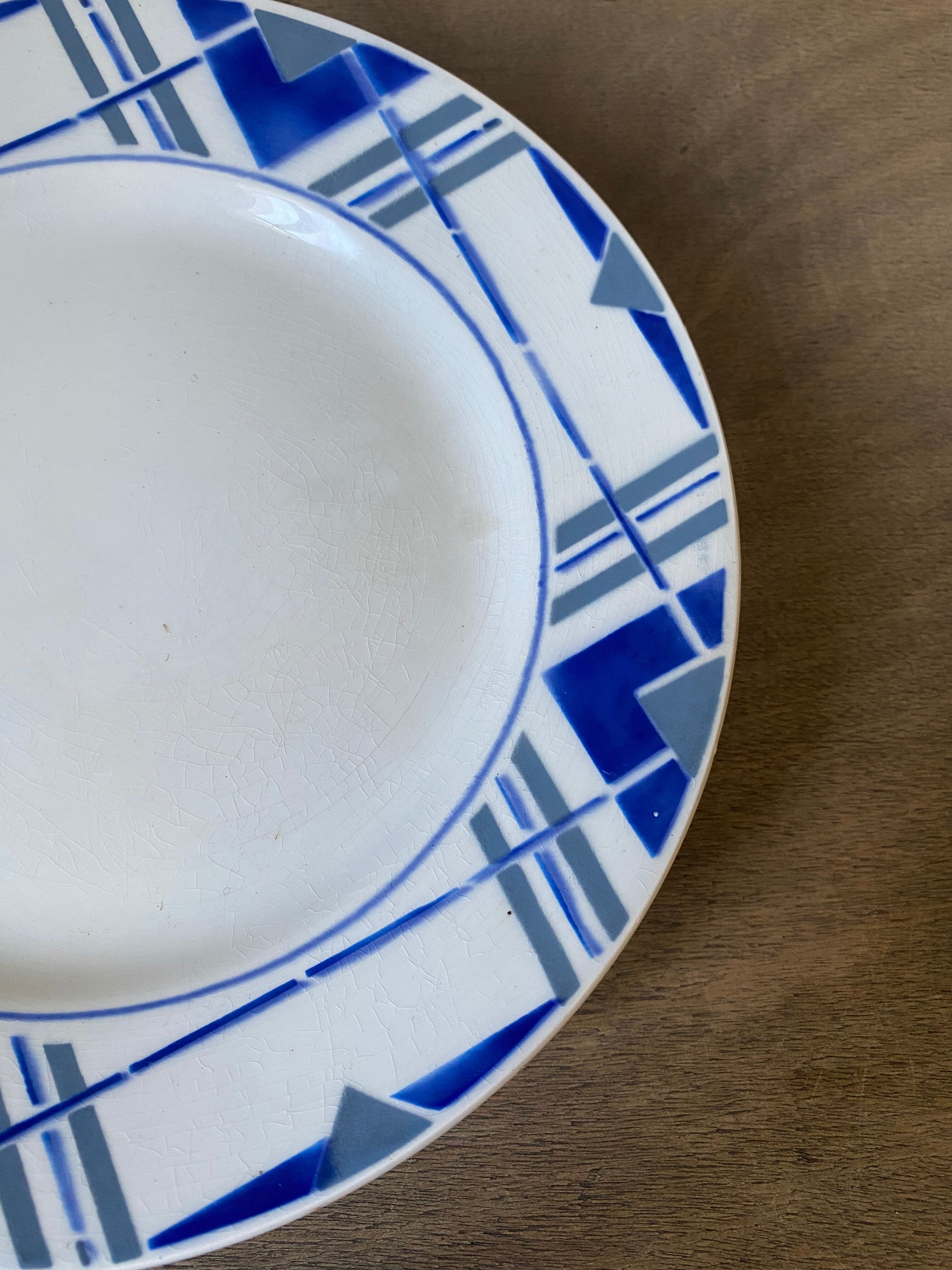 Ceranord Saint Amand Basque model standing dish