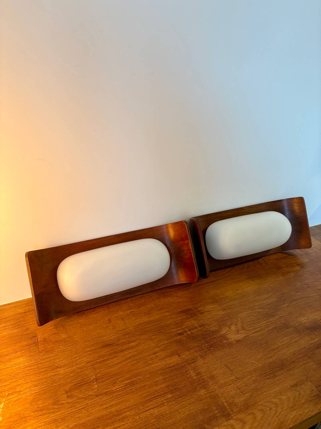 Surf wall lights by Goffredo Reggiani