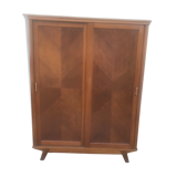 Wardrobe wardrobe compass feet