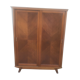 Wardrobe wardrobe compass feet
