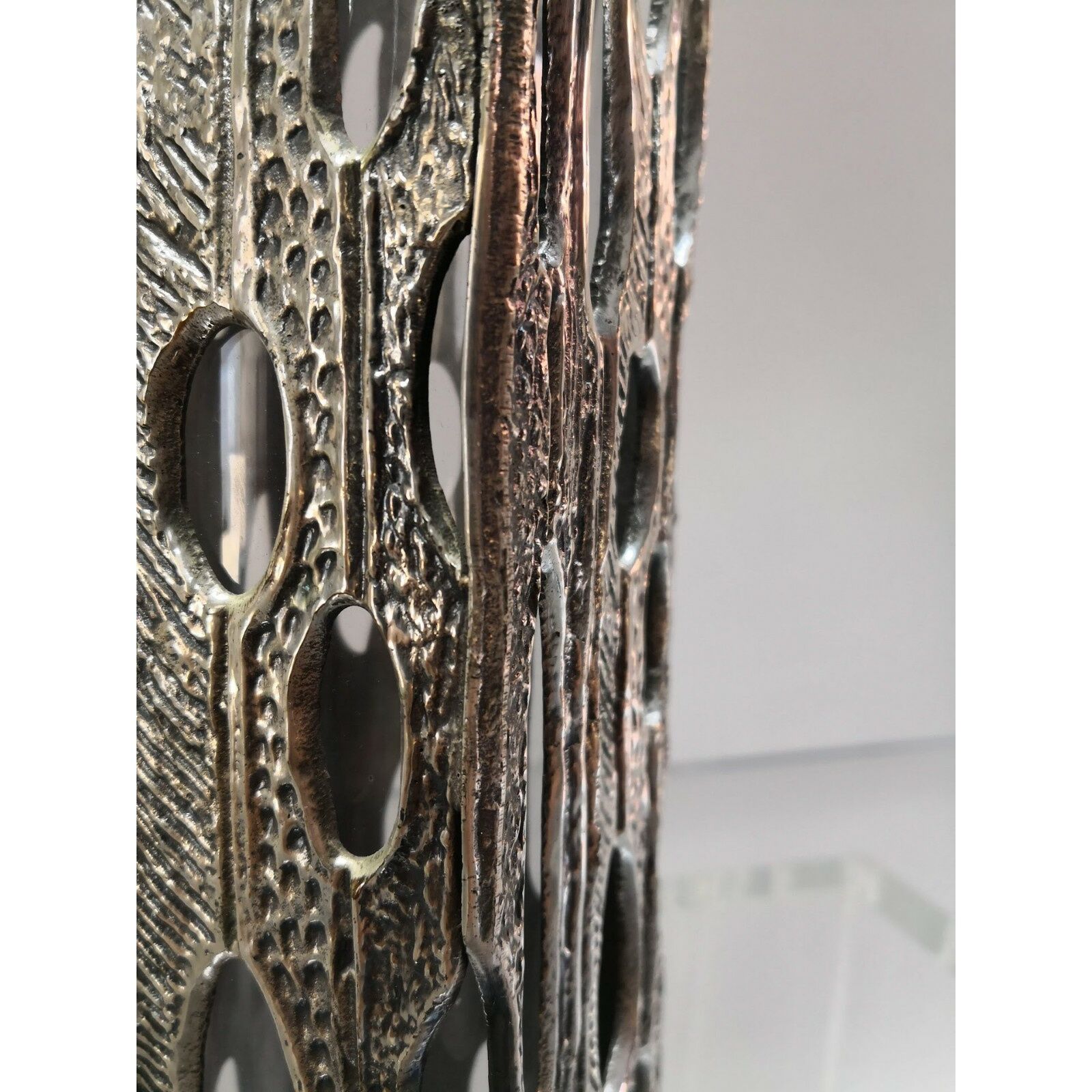 Vase sculpture "Brutalist" in metal with glass vase inside Italy 1970