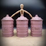 Trio pink enamelled pots