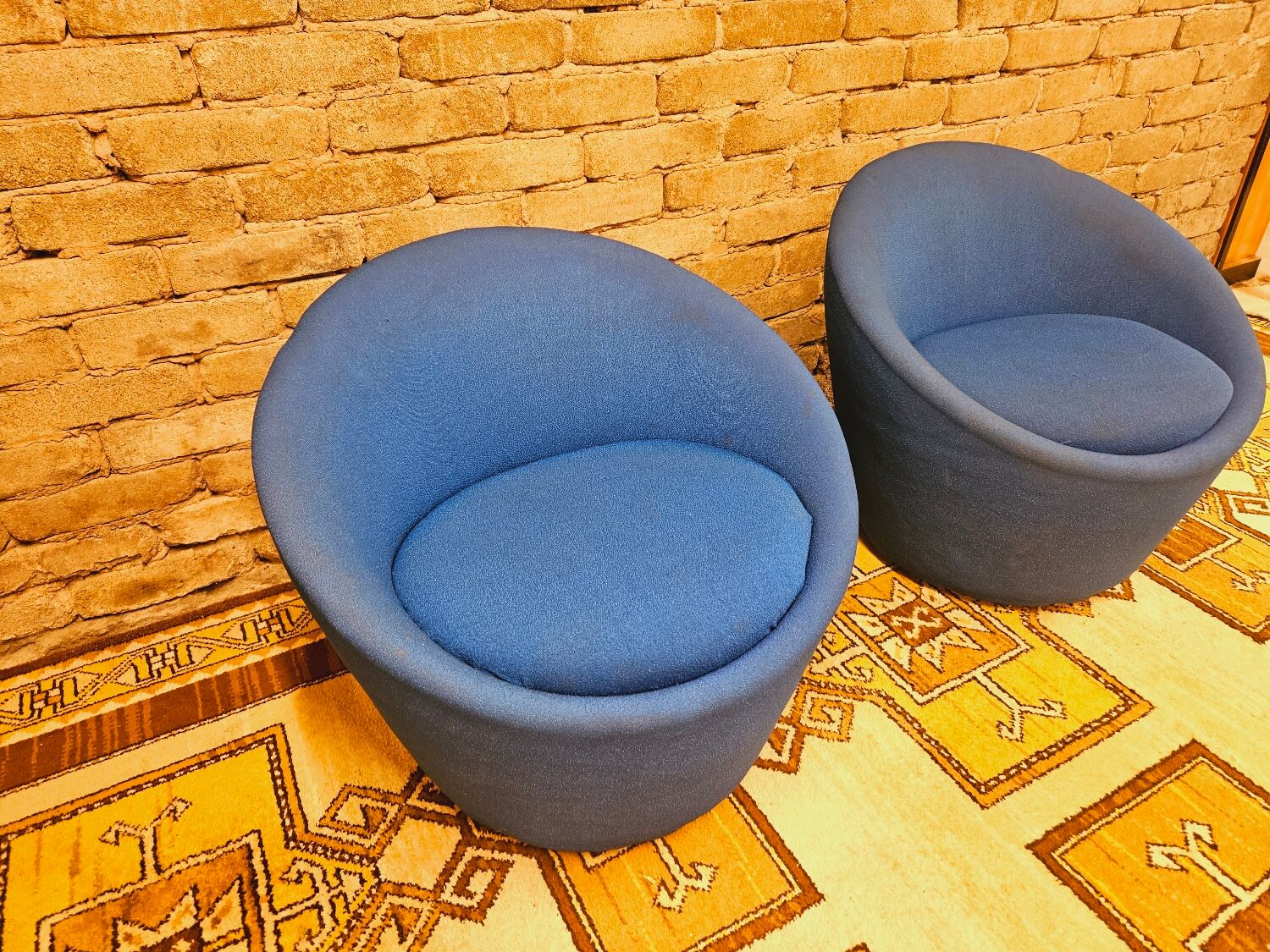 Pair of vintage 70s armchairs
