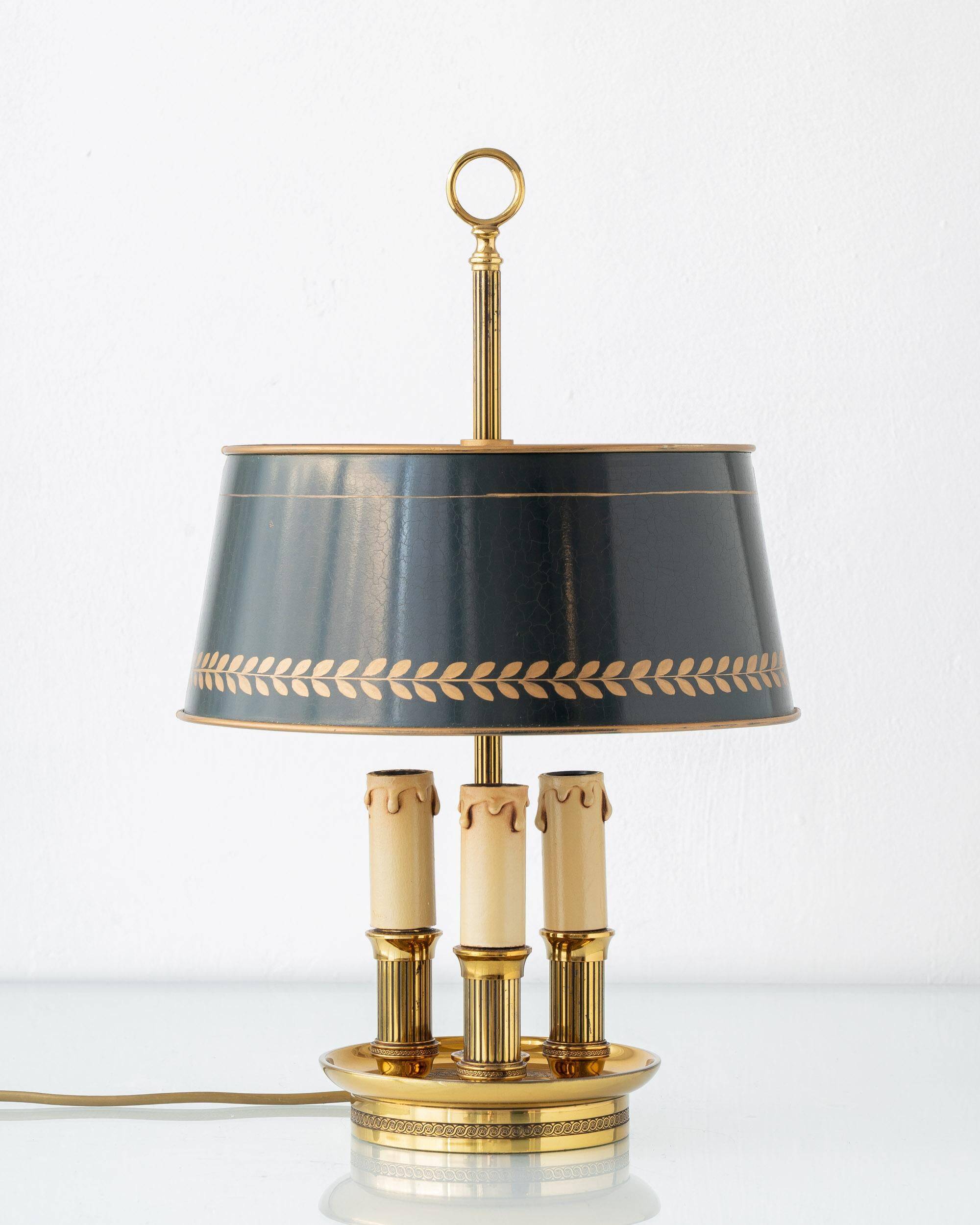 French Empire Bouillotte Lamp with Three Lights in Brass and a Gold-Plated Tin Shade with Laurel Design