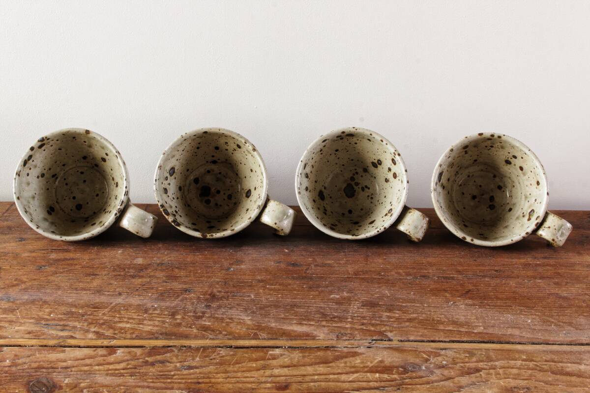 Set of 4 pyrite stoneware mugs