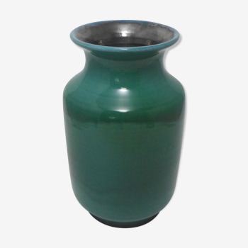 Green vase nuanced Accolay 1950-1960