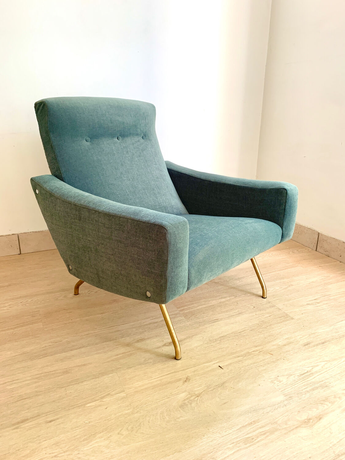 Armchair "Galion" by Gilbert Steiner