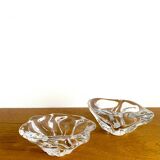 Salt pots, ashtray, storage compartments