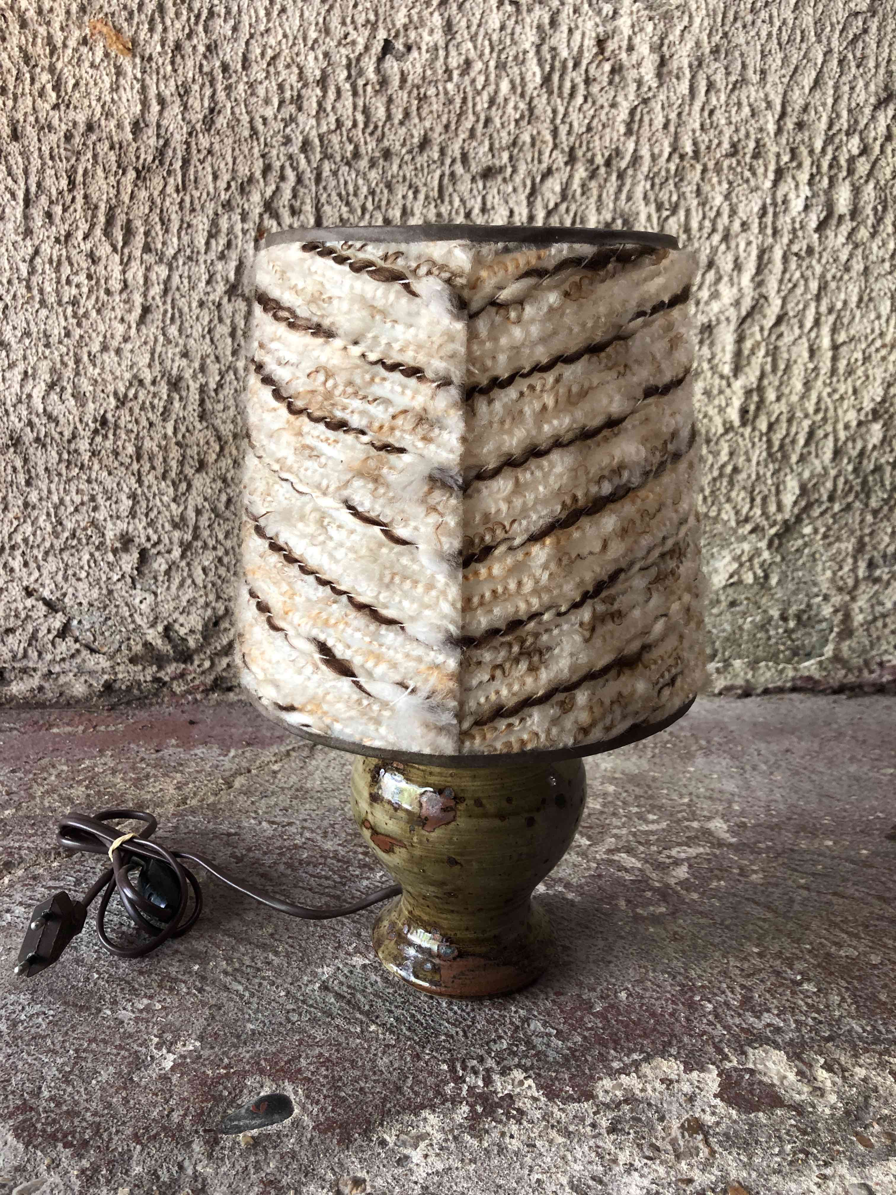 Pyrity sandstone lamp