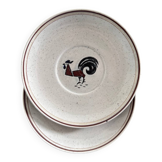 Paire d’assiettes décor coq