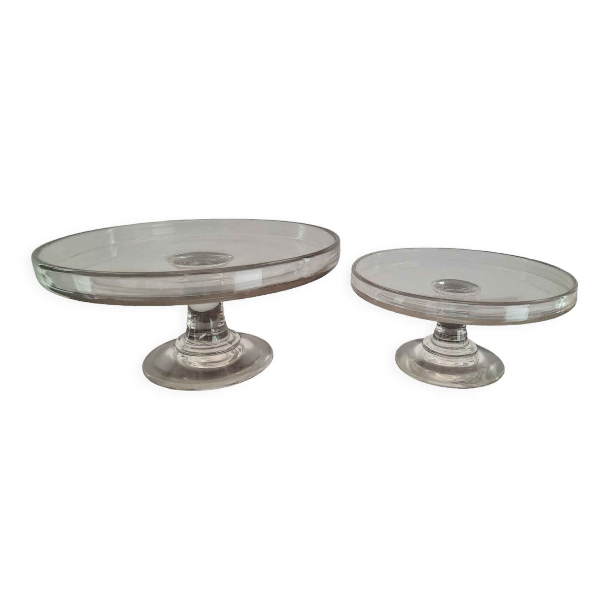 Set of 2 cake dishes