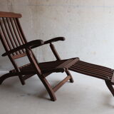 Vintage garden chaise longue