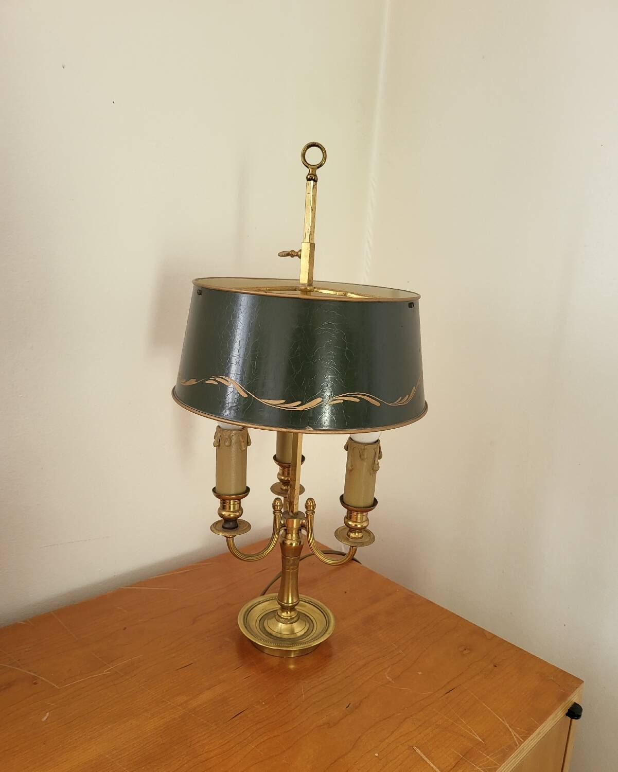 Antique Empire Style Bouillotte Lamp in brass and tin