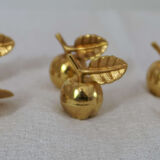 6 metal golden metal vintage apple