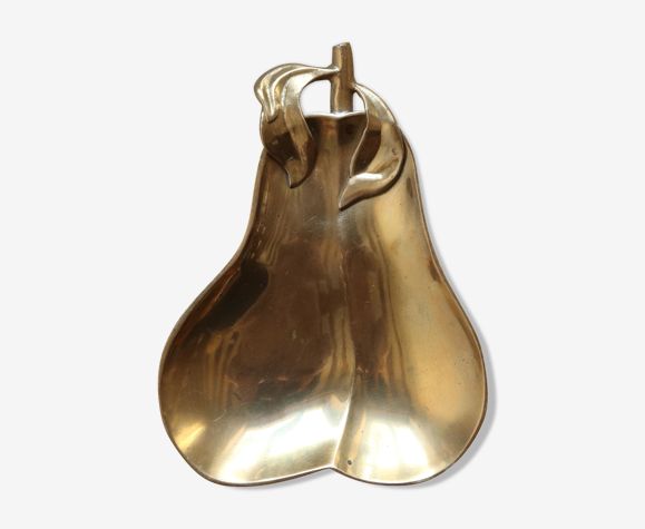 Empty-pocket pear in golden brass
