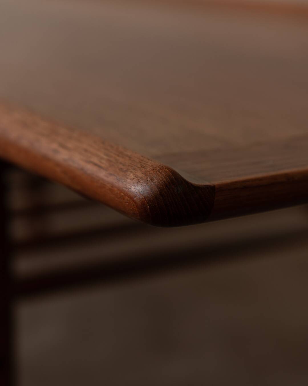 Table basse en teck danois par Grete Jalk avec cadre à lattes, années 1960.