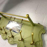 Portemanteau mural vintage vert olive avec miroir
