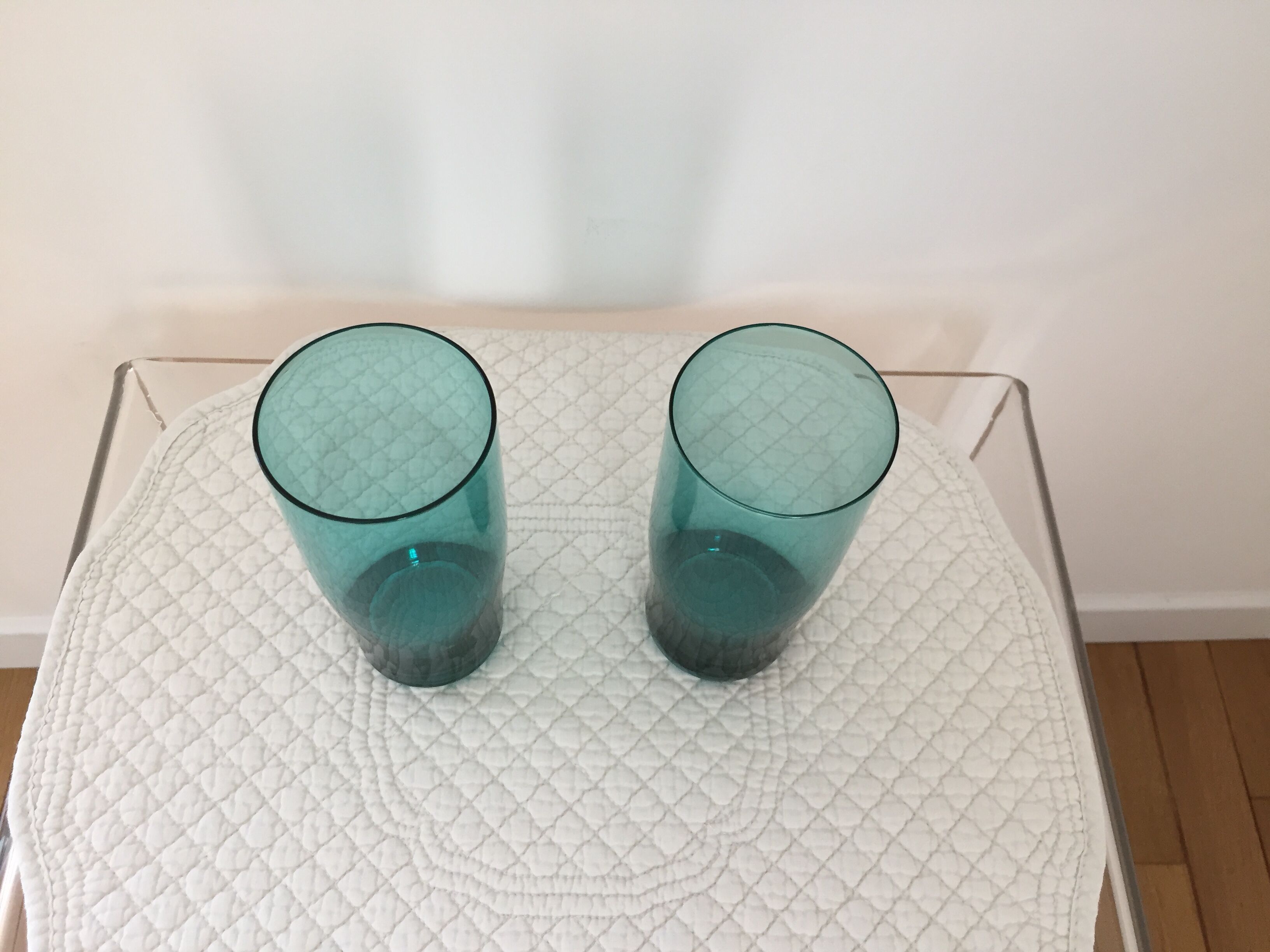 Orangeade  serving pitcher and 6 glasses 60