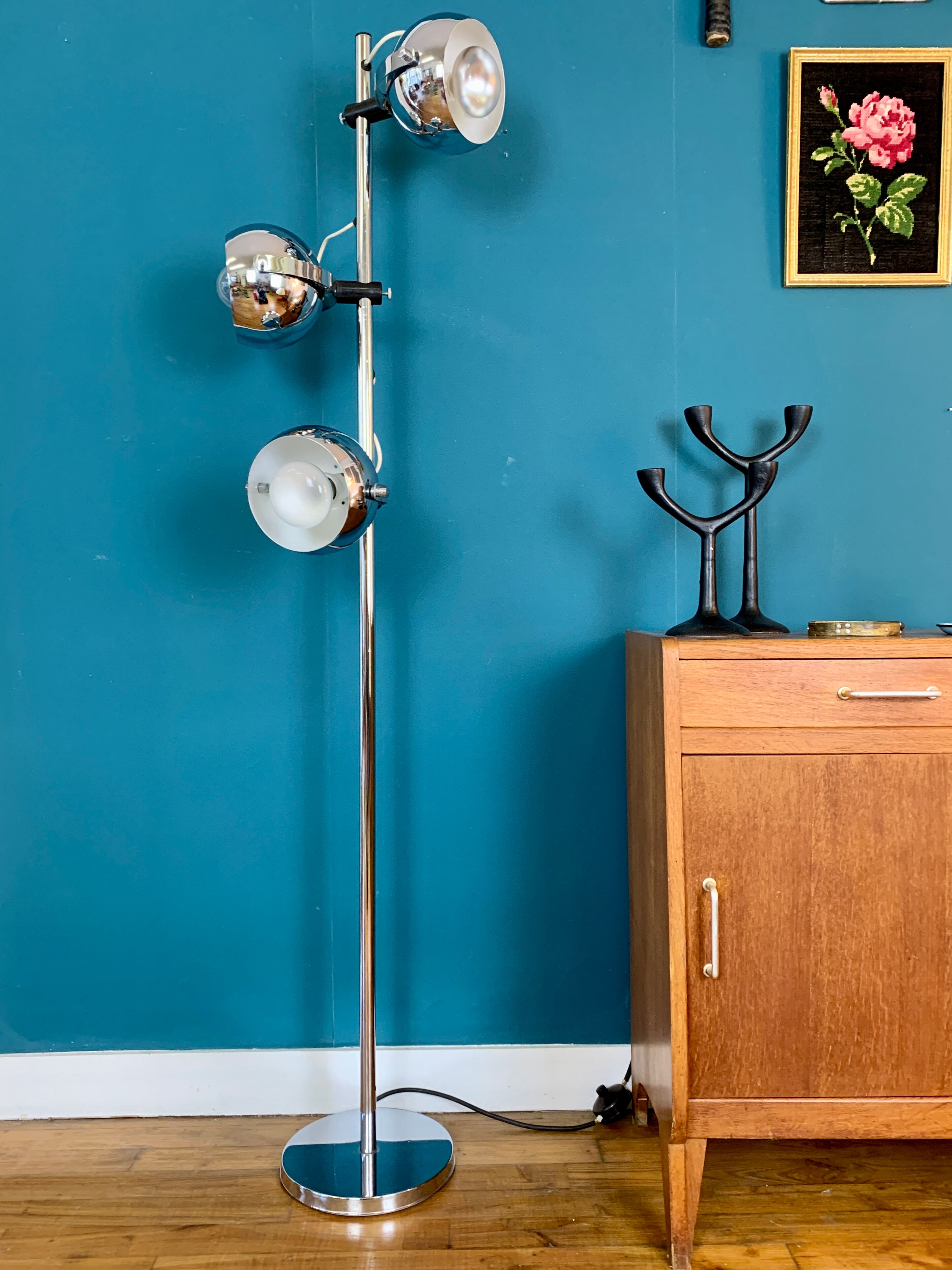 Eyeball floor lamp 70s