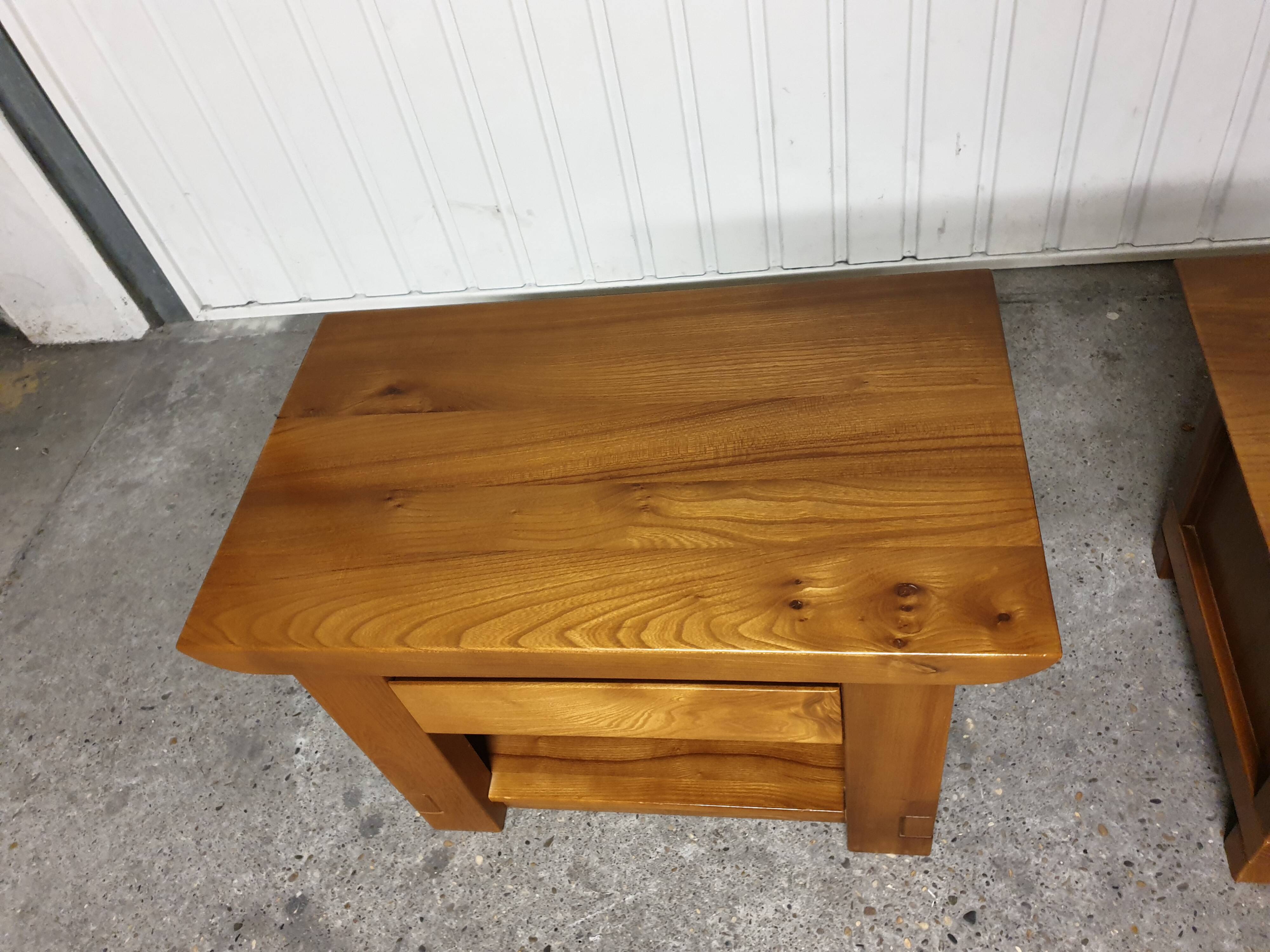 Pair of elm bedside tables Luigi Gorgoni 1980