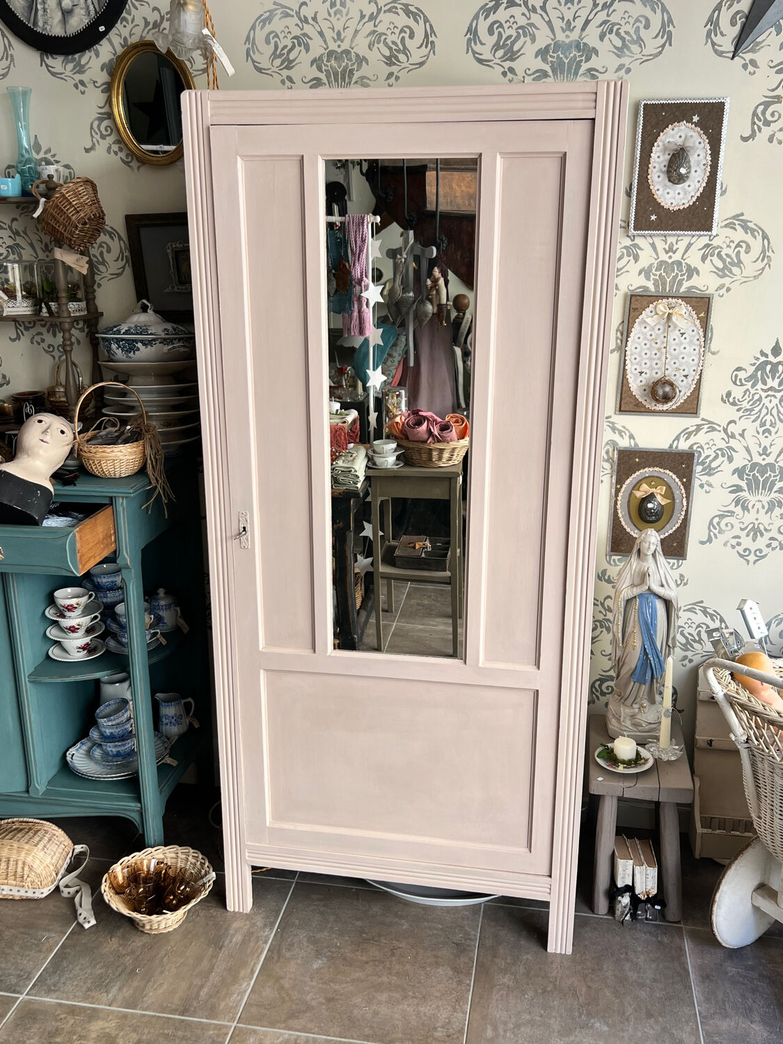 Small Parisian wardrobe with mirror