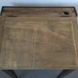 Small children's desk